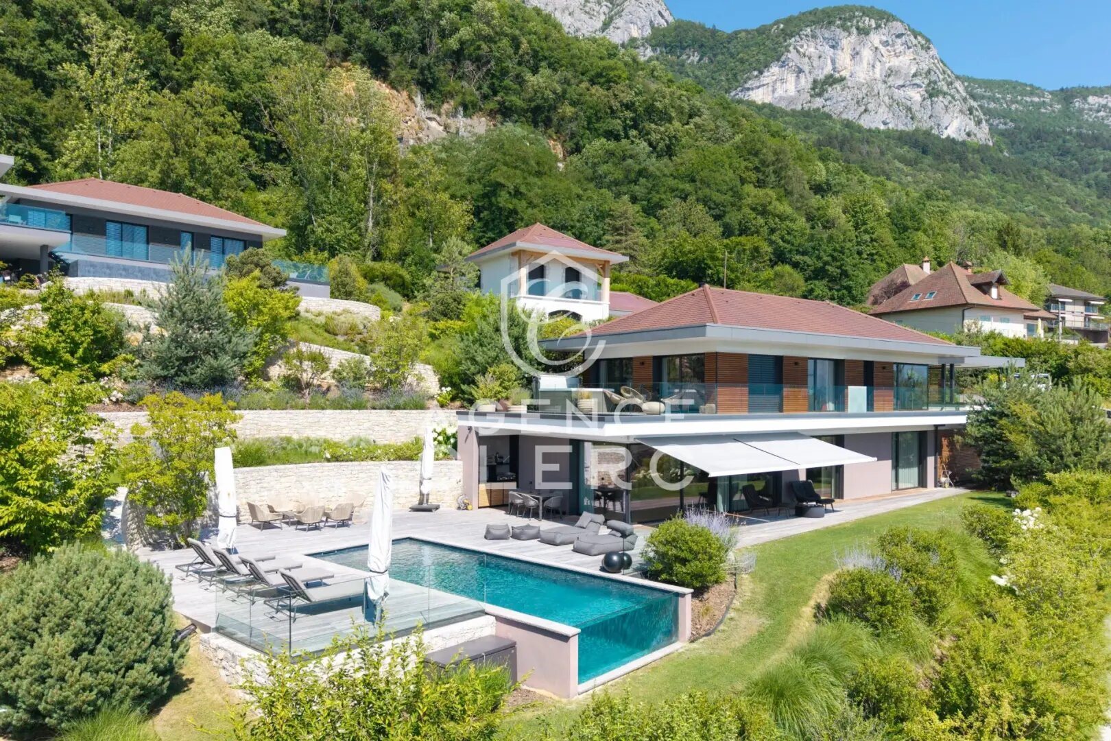 Maison à vendre, 230m², Veyrier-du-Lac