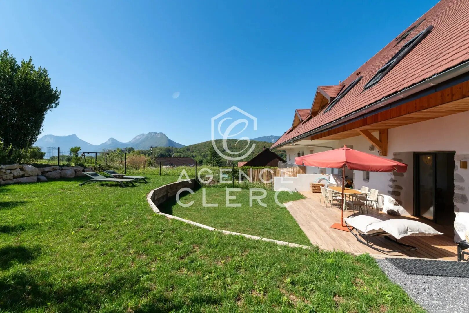 Maison à vendre, 236m², Talloires