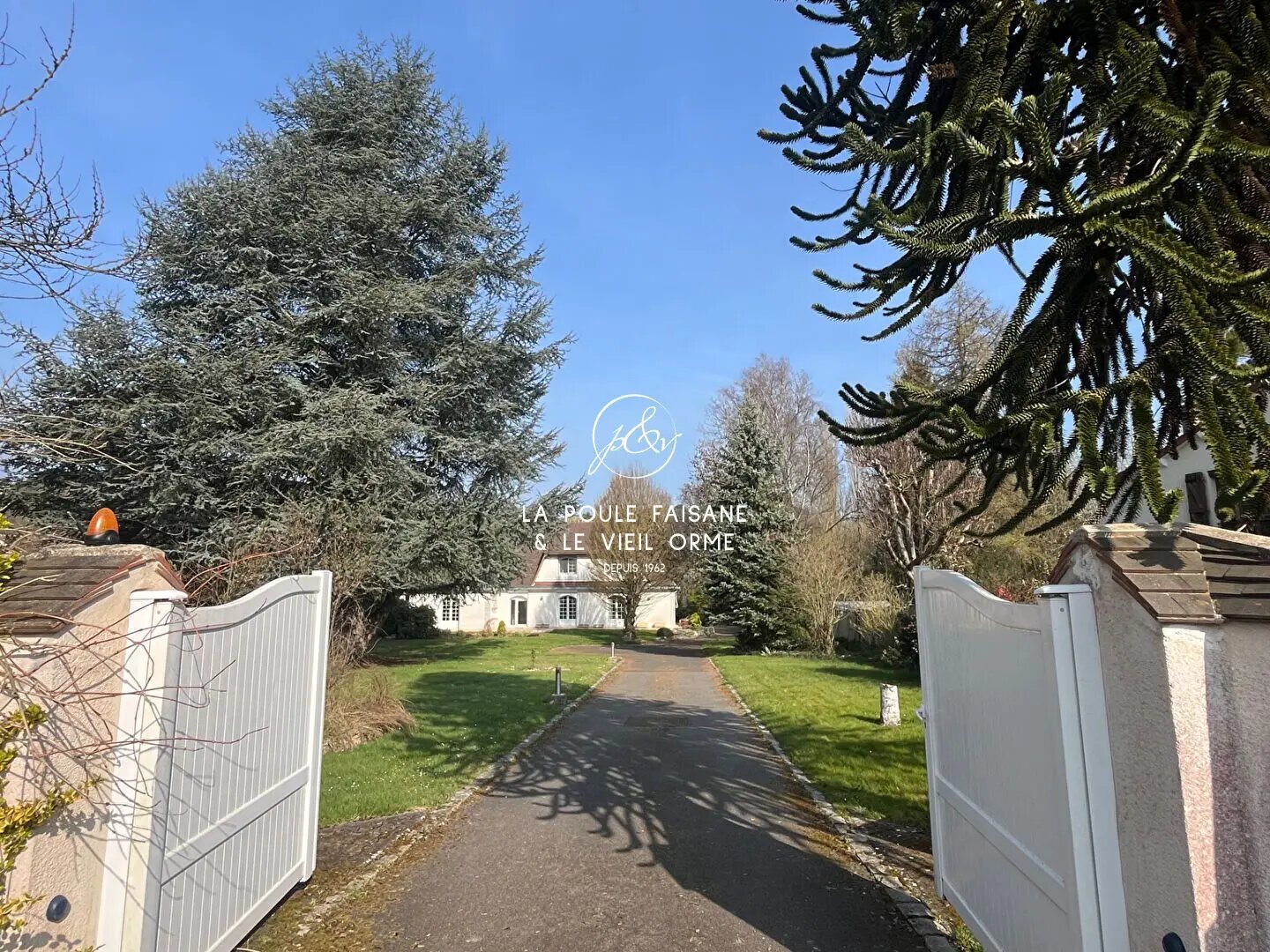 Maison à vendre, 180m², Poigny-la-Forêt