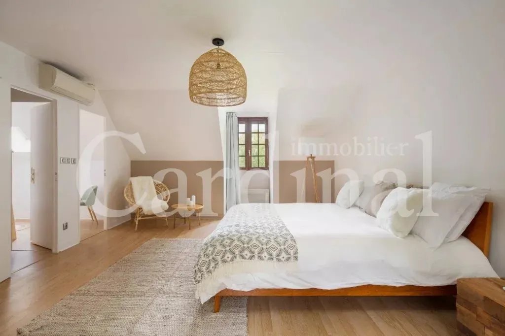 Maison à louer, 169m², Bougival