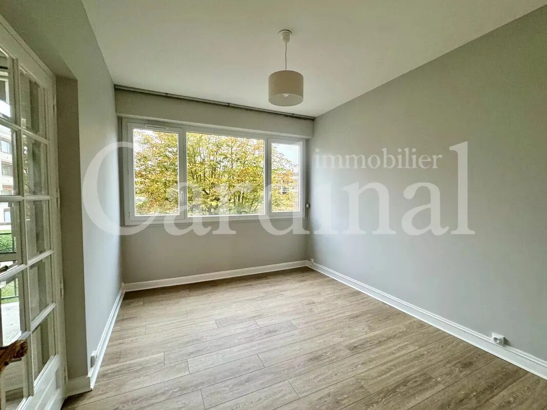 Appartement à louer, 106m², Noisy-le-Roi