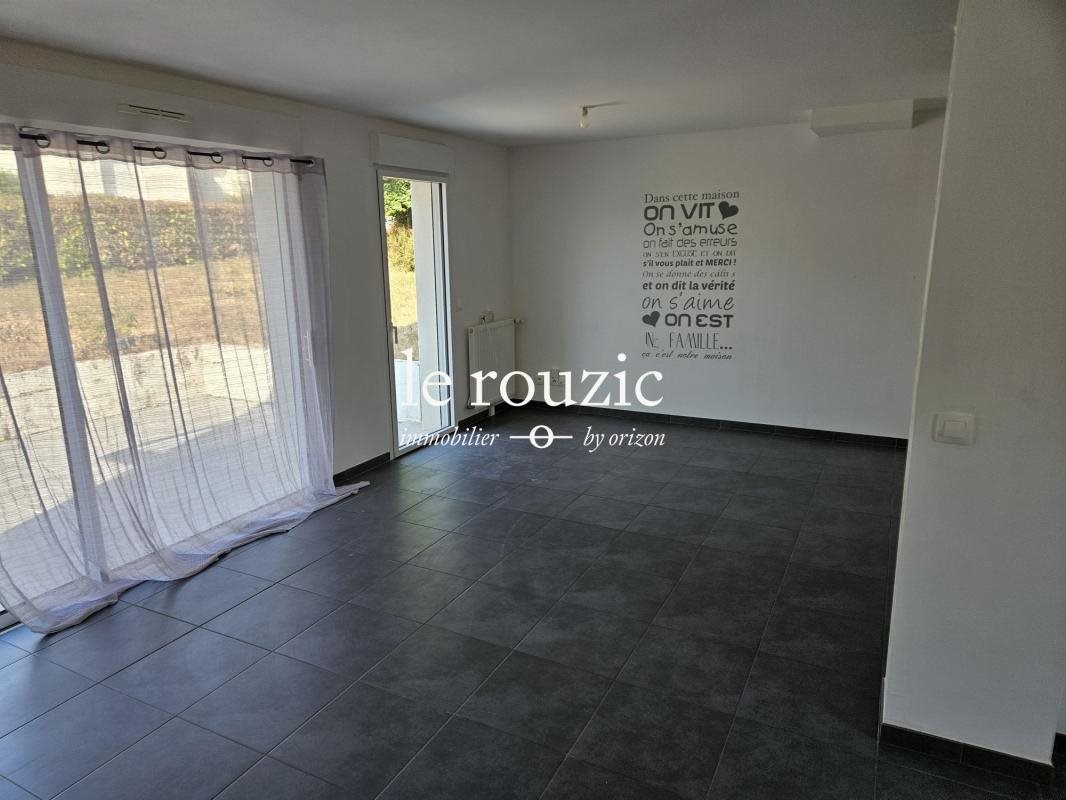 Maison à louer, 92m², Ambon