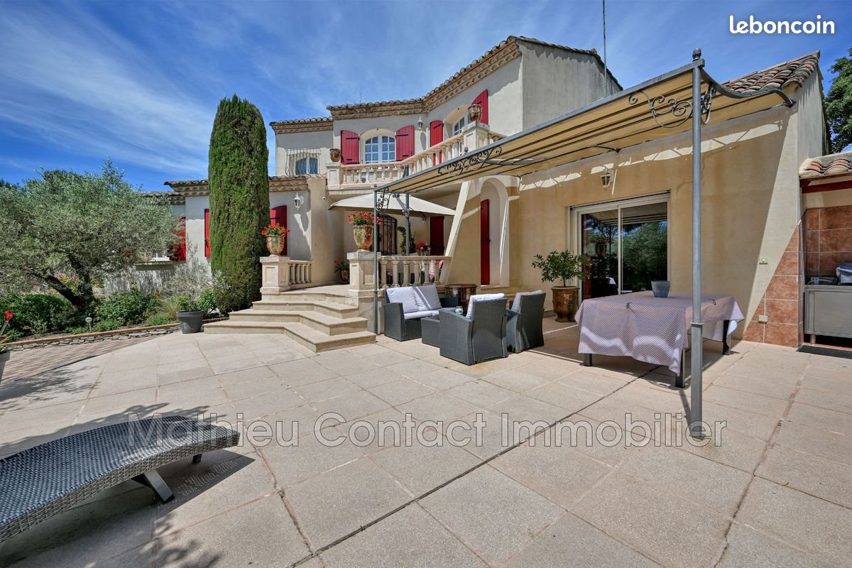 Maison à vendre, 186m², Nîmes