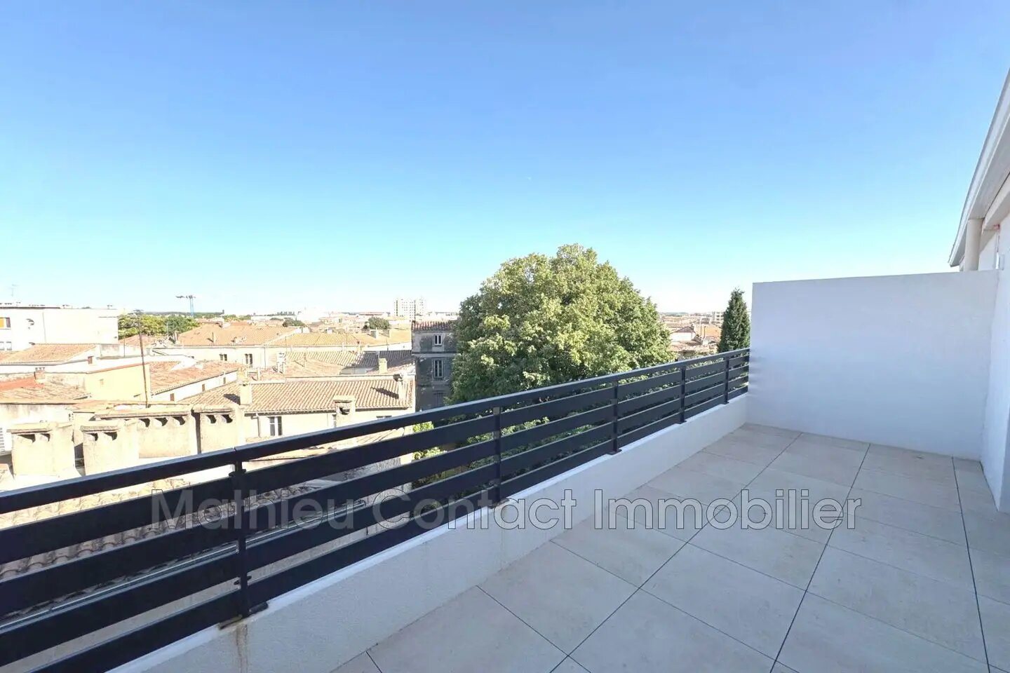 Appartement à louer, 37m², Nîmes