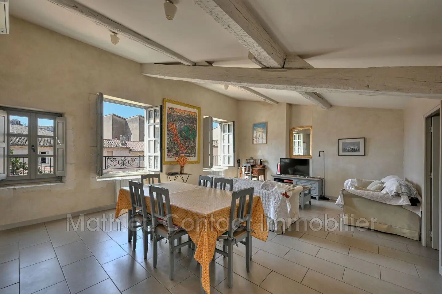 Appartement à louer, 109m², Nîmes