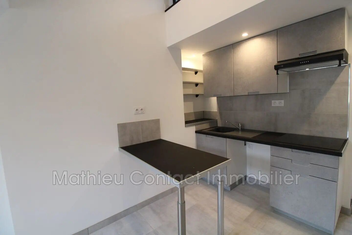 Appartement à louer, 21m², Nîmes