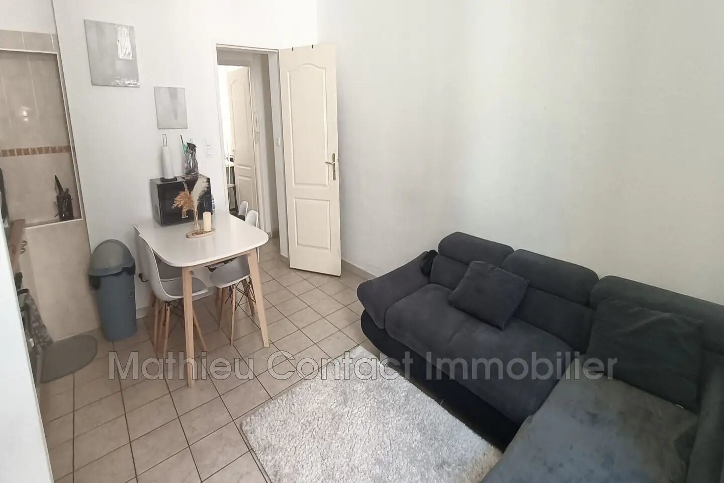 Appartement à louer, 32m², Nîmes