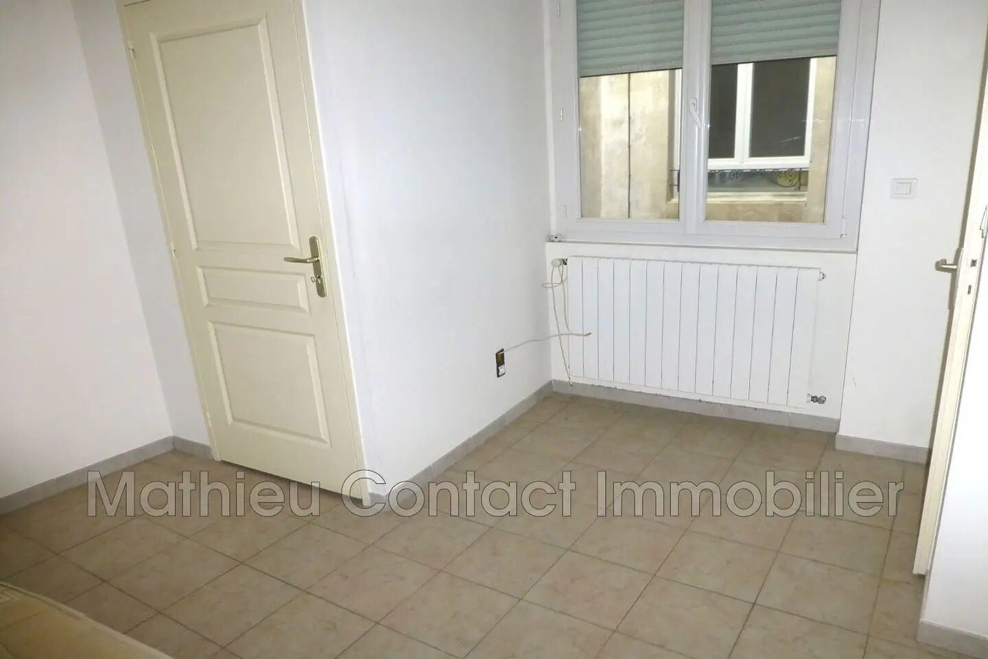 Appartement à louer, 32m², Nîmes
