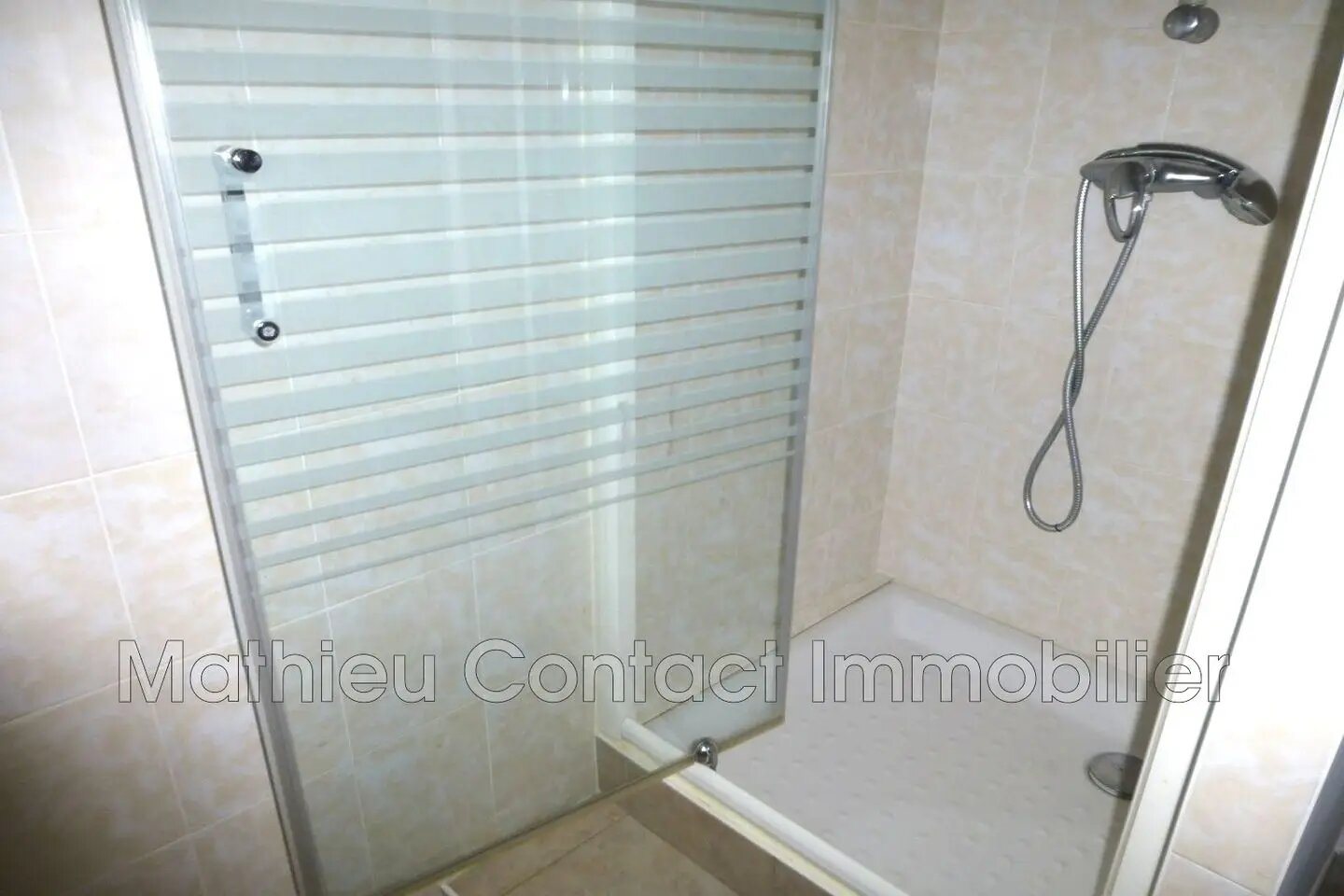 Appartement à louer, 32m², Nîmes