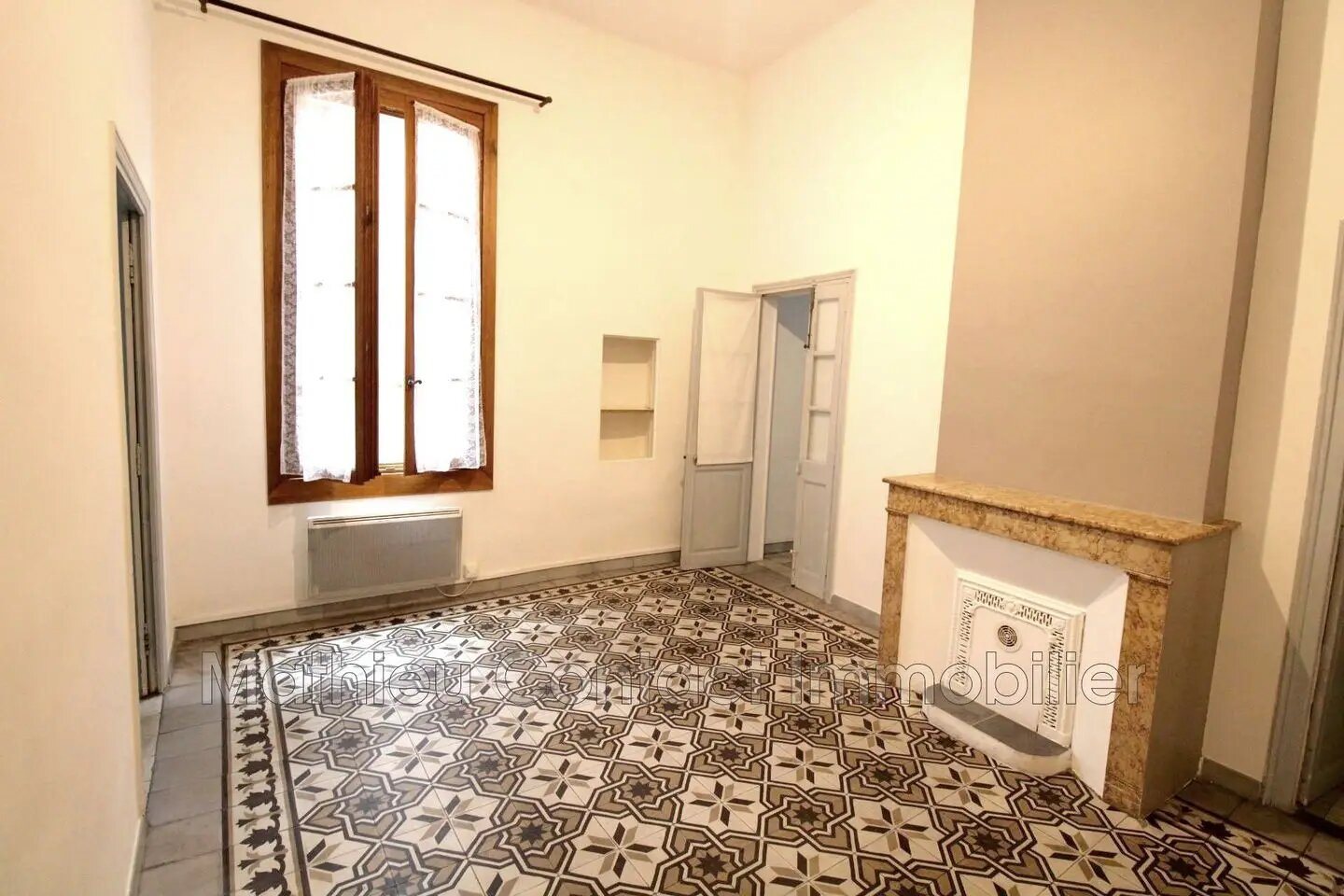 Appartement à louer, 53m², Nîmes