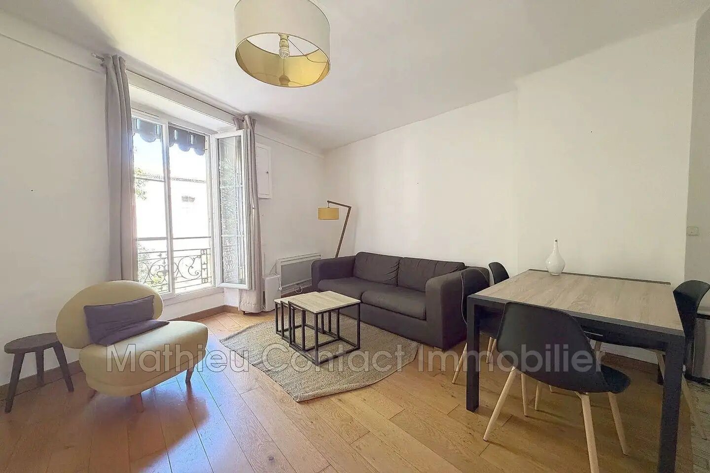 Appartement à louer, 34m², Nîmes