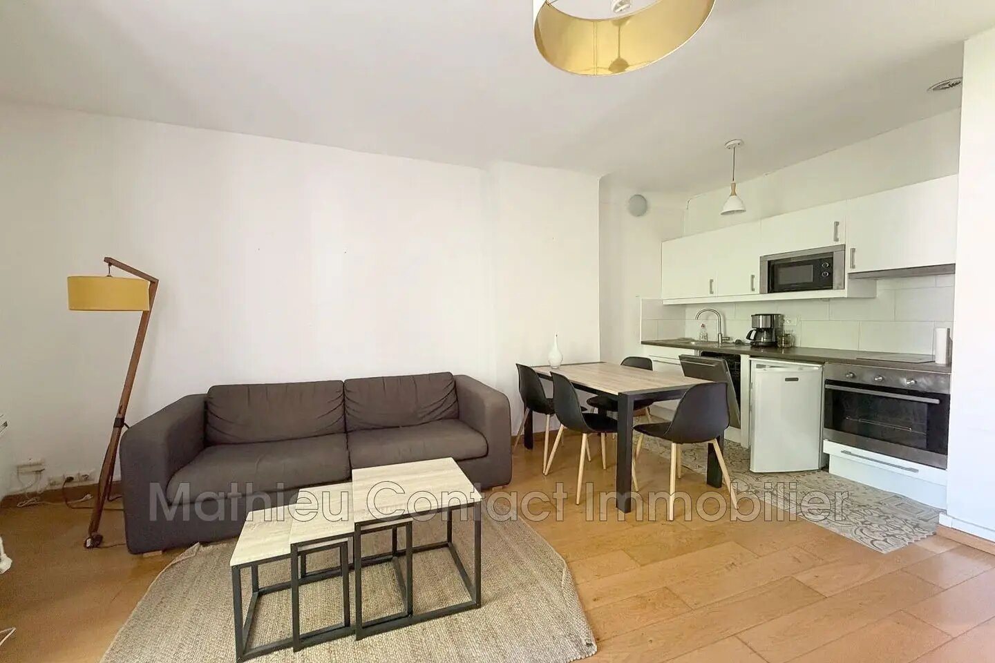 Appartement à louer, 34m², Nîmes