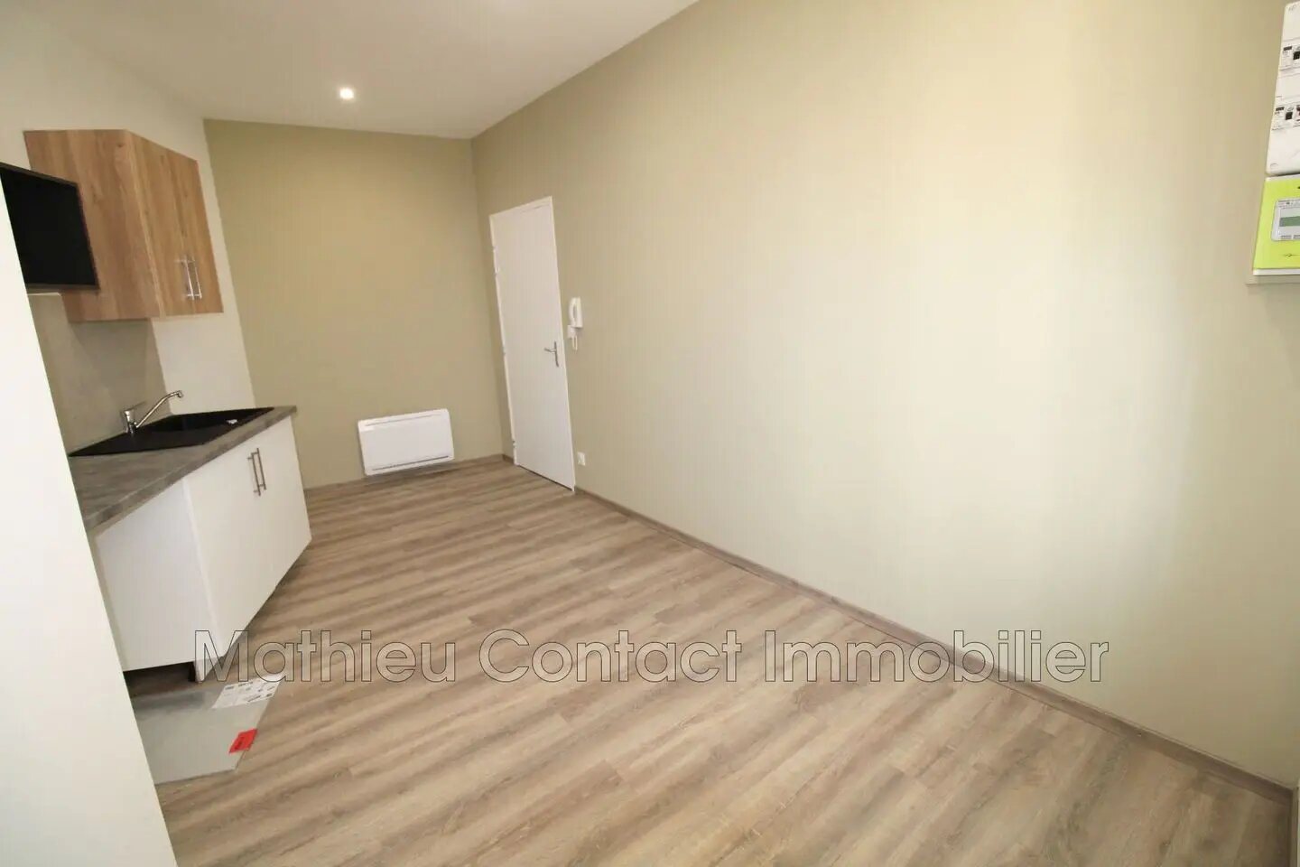 Appartement à louer, 17m², Nîmes