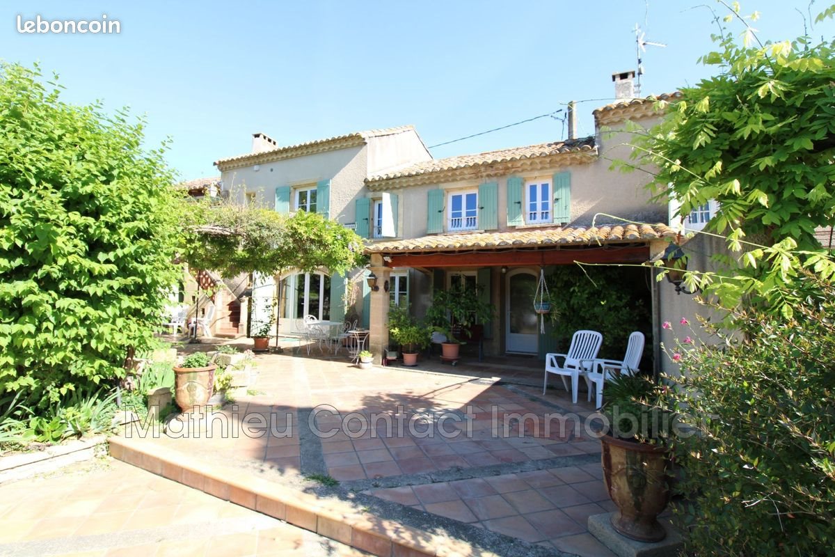 Maison à vendre, 230m², Sernhac