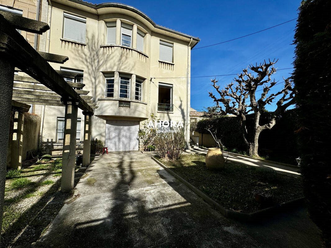 Maison à vendre, 250m², Salon-de-Provence