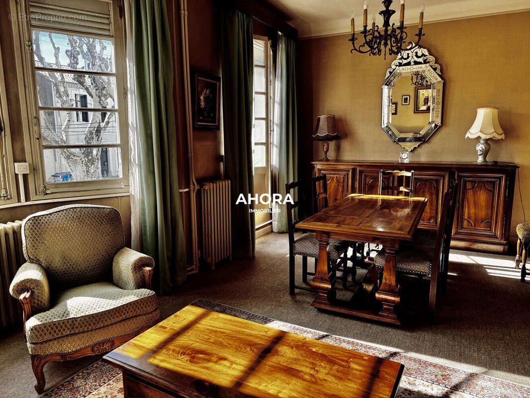 Maison à vendre, 250m², Salon-de-Provence