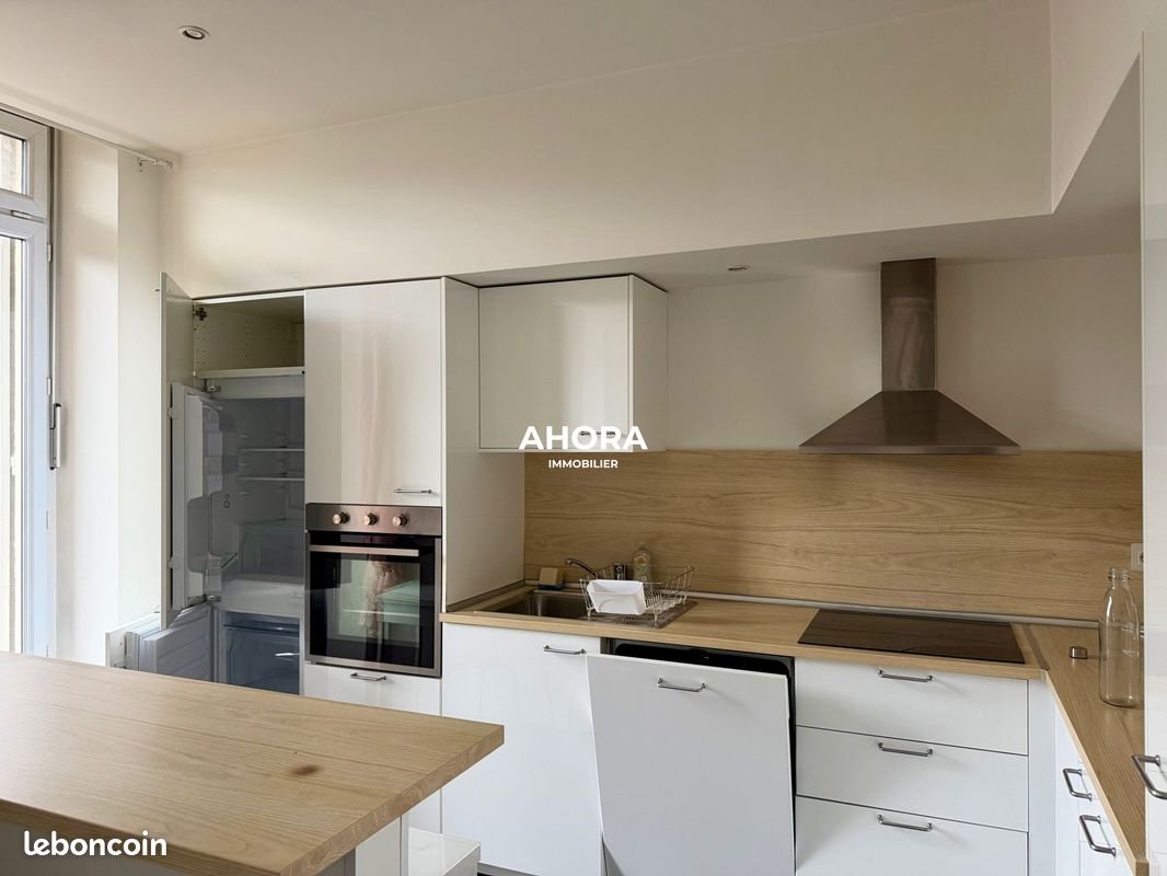 Appartement à louer, 27m², Marseille 5ème