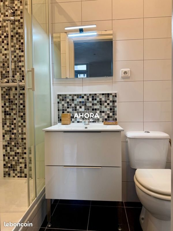Appartement à louer, 27m², Marseille 5ème
