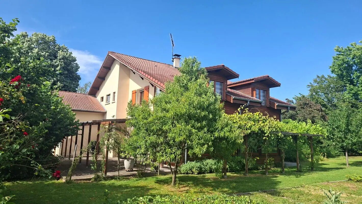 Maison à vendre, 231m², Ceyzériat