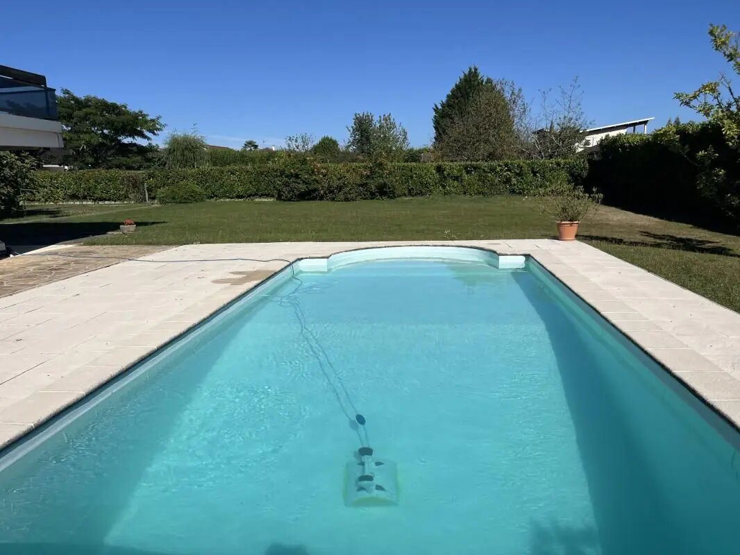 Maison à vendre, 221m², Bourg-en-Bresse