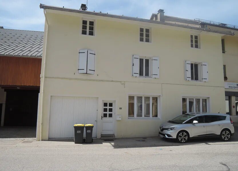 Maison à vendre, 210m², Brénod
