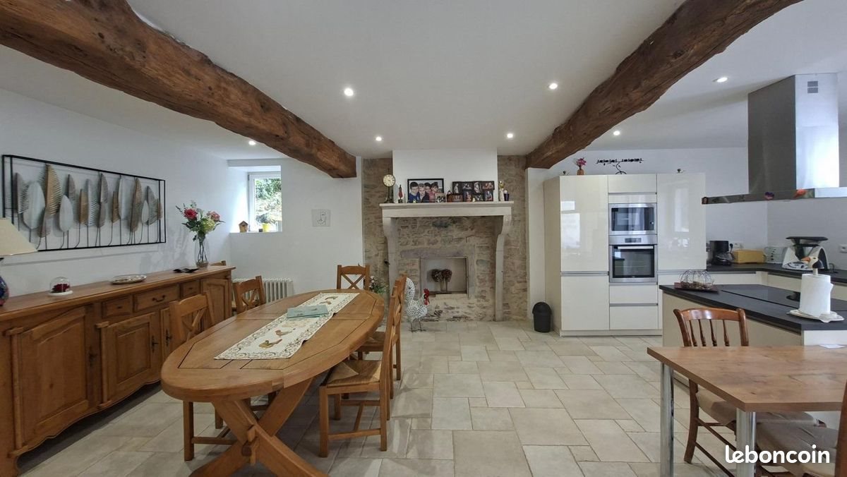 Maison à vendre, 186m², Jasseron