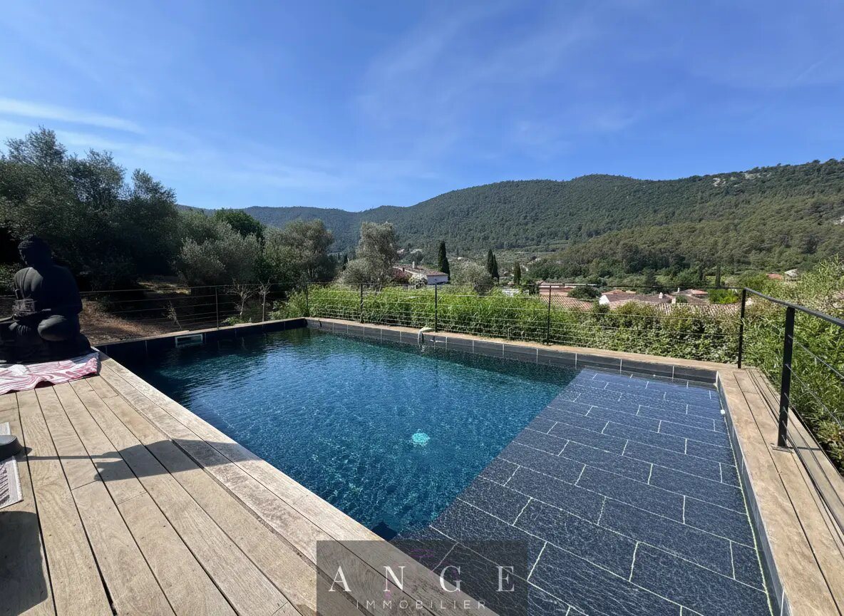 Maison à vendre, 192m², Solliès-Toucas