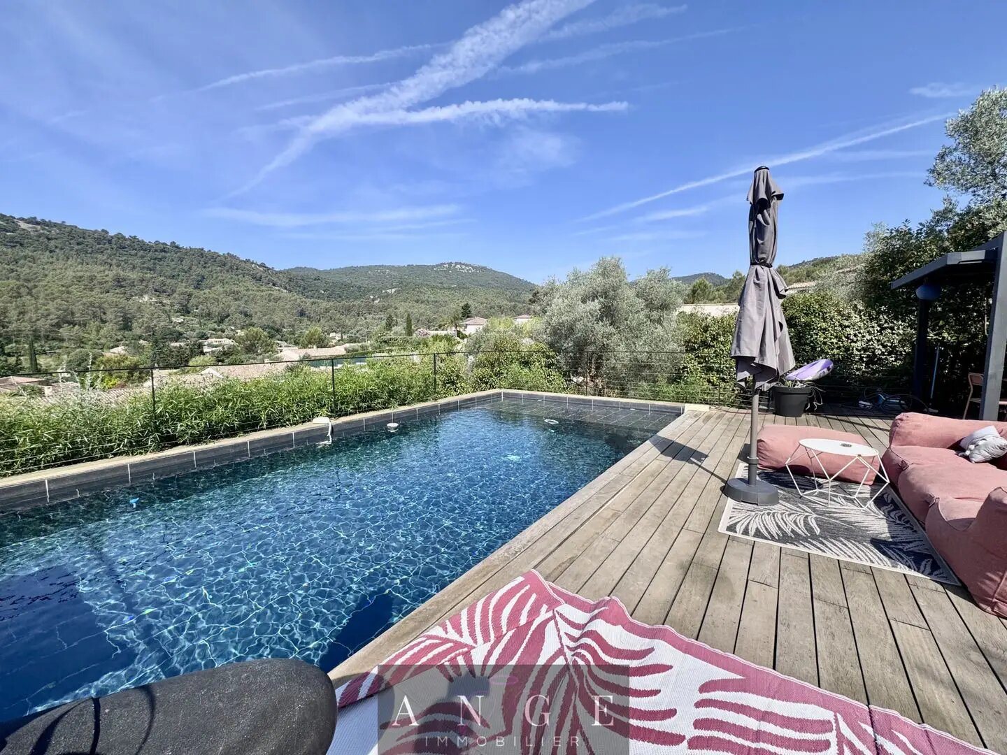 Maison à vendre, 192m², Solliès-Toucas