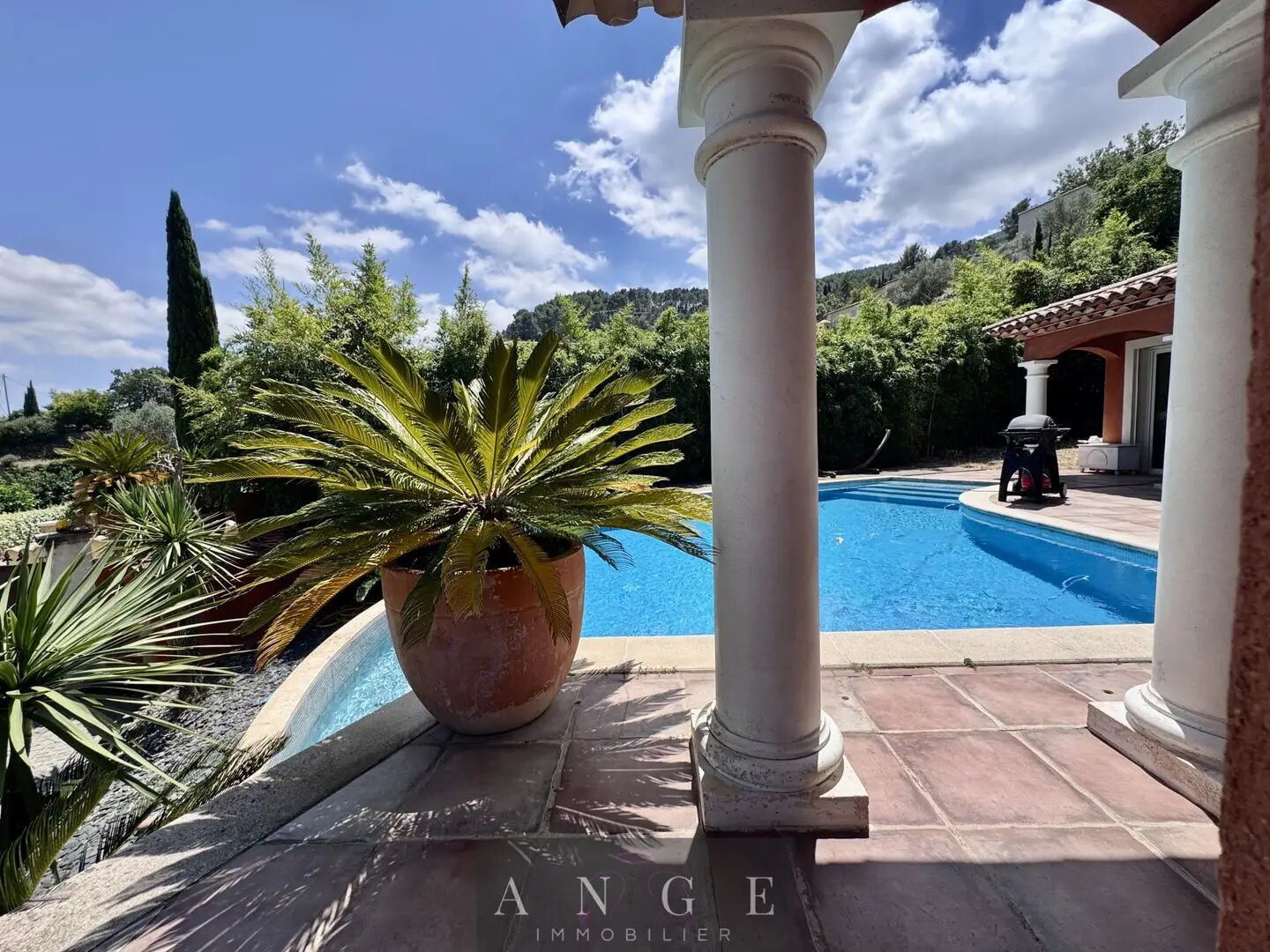 Maison à vendre, 150m², Solliès-Ville
