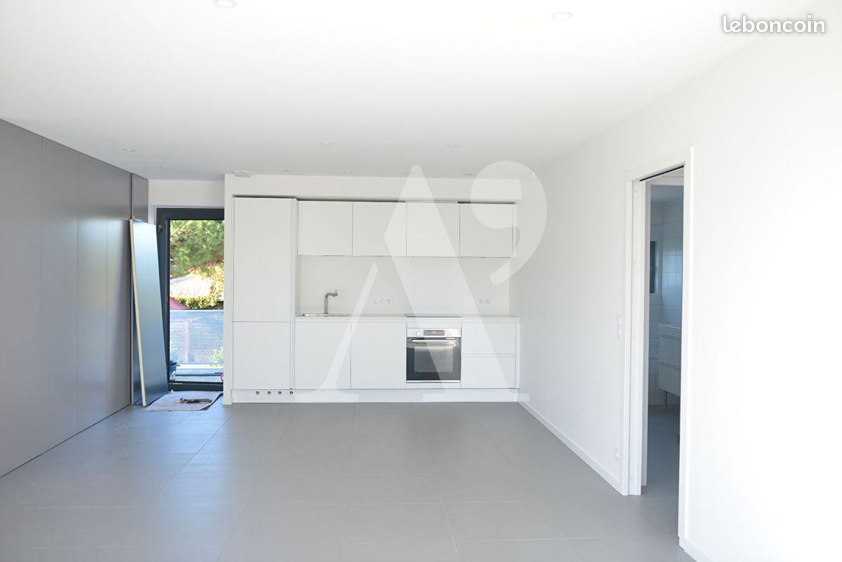 Appartement à louer, 58m², Pessac