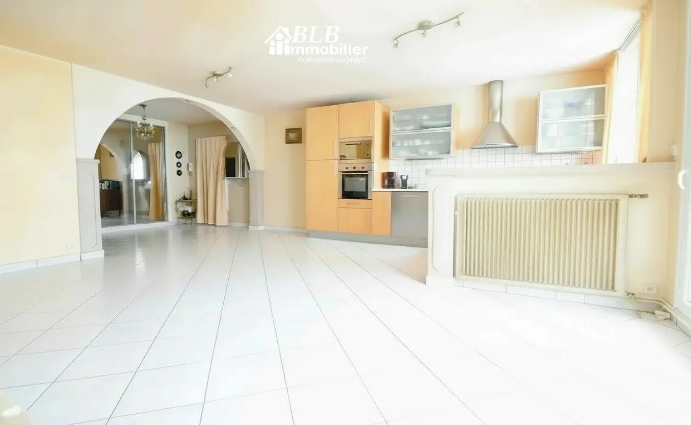 Appartement à vendre, 75m², Elancourt
