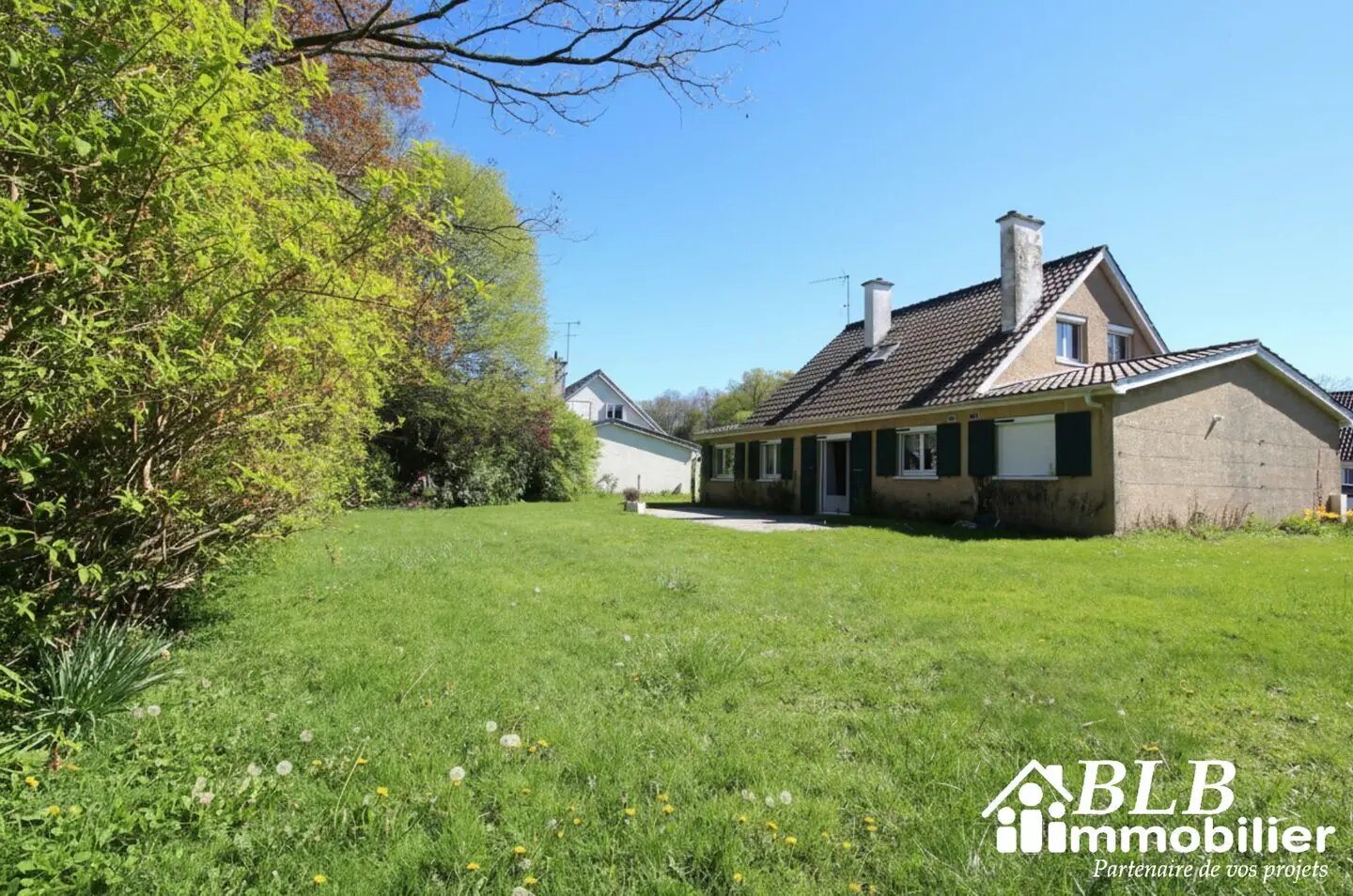 Maison à vendre, 145m², Le Mesnil-Saint-Denis