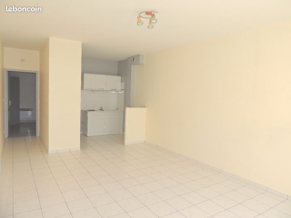 Appartement à louer, 47m², Blois