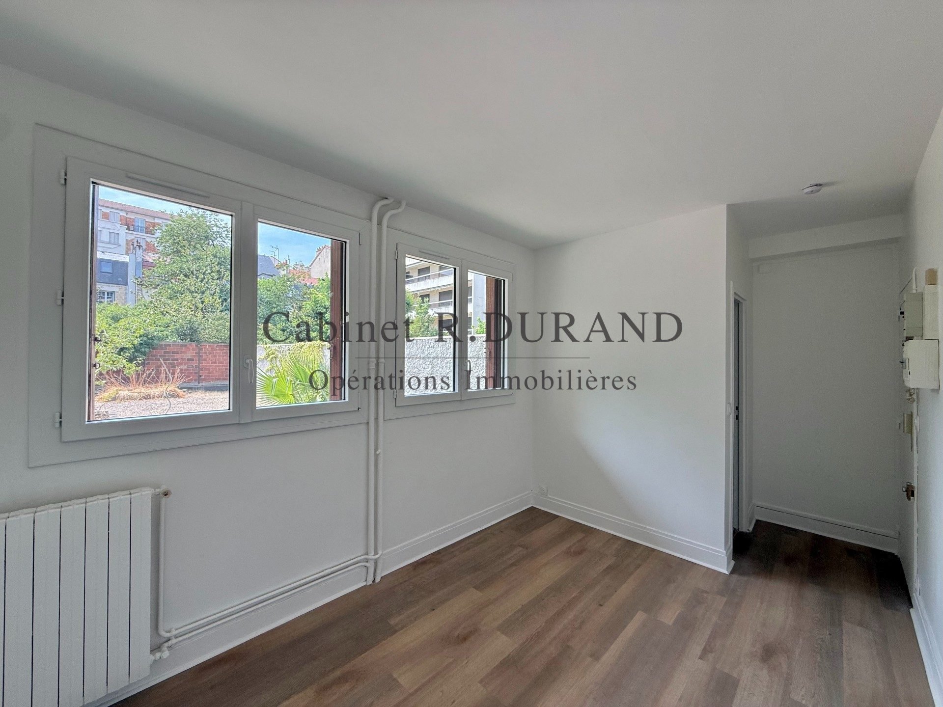 Appartement à louer, 12m², Courbevoie