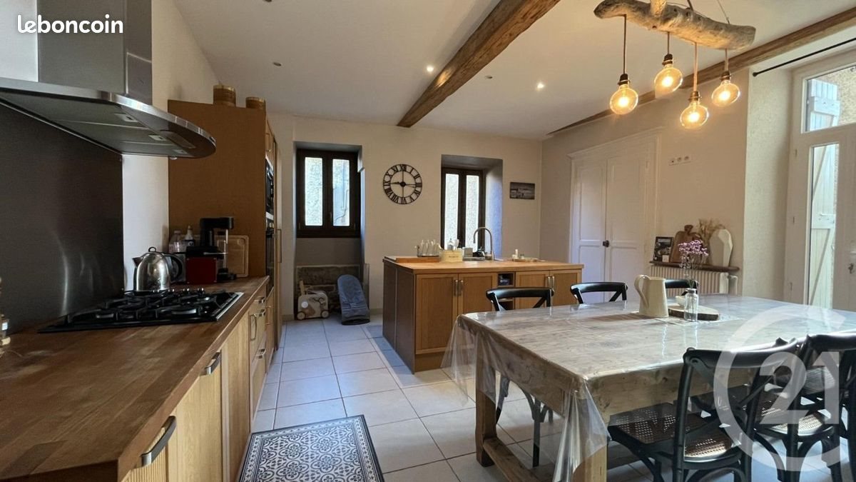 Appartement à louer, 120m², Rumilly