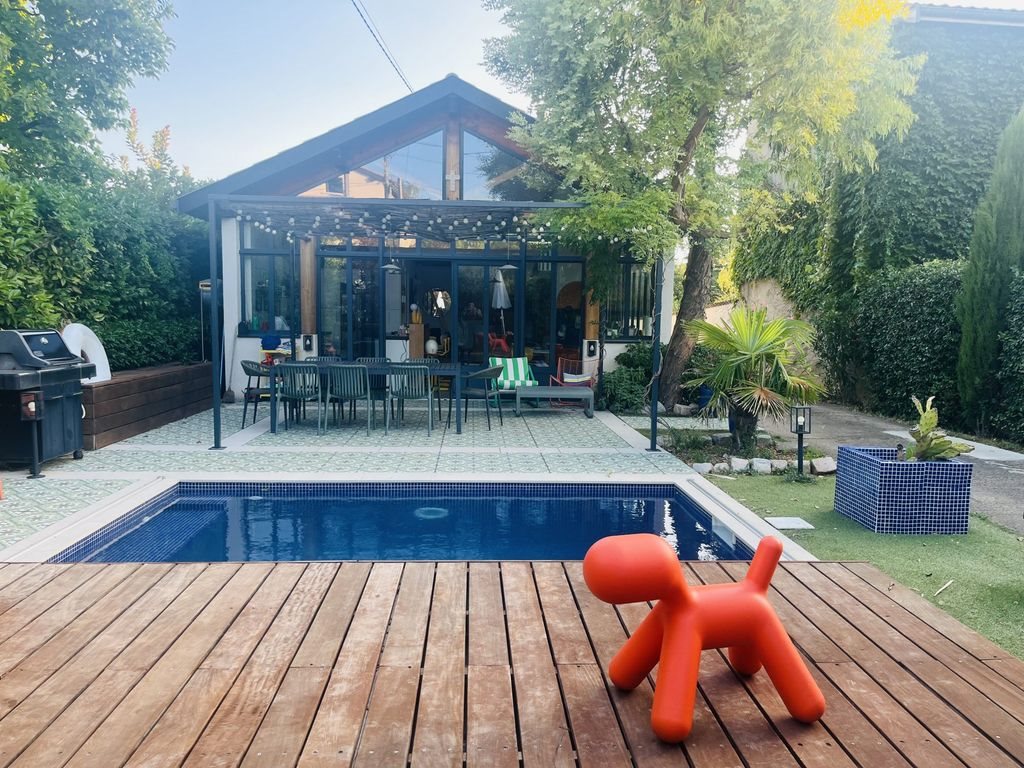 Maison à vendre, 165m², Fleurieu-sur-Saône