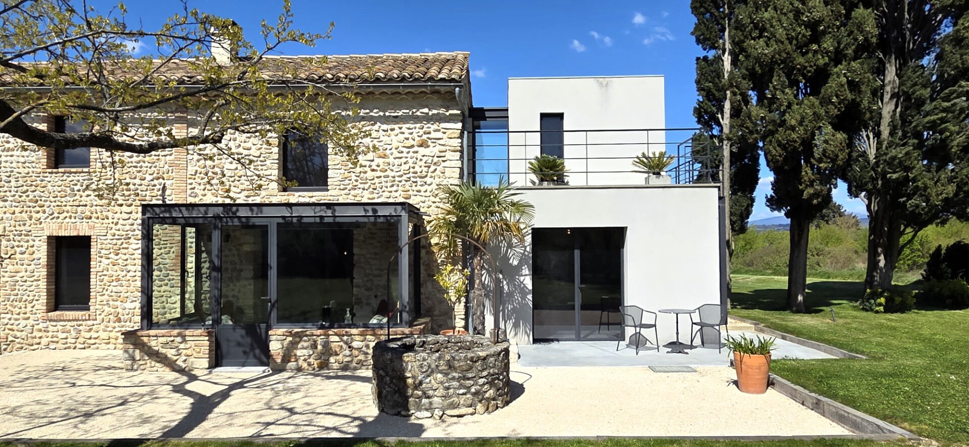Maison à vendre, 180m², Sainte-Cécile-les-Vignes
