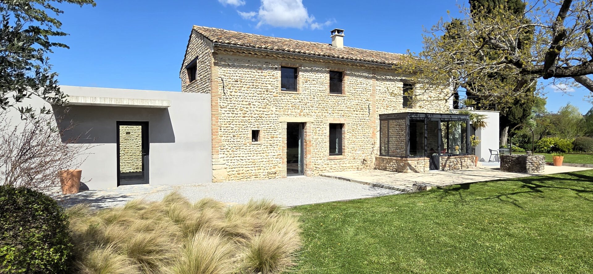 Maison à vendre, 180m², Sainte-Cécile-les-Vignes