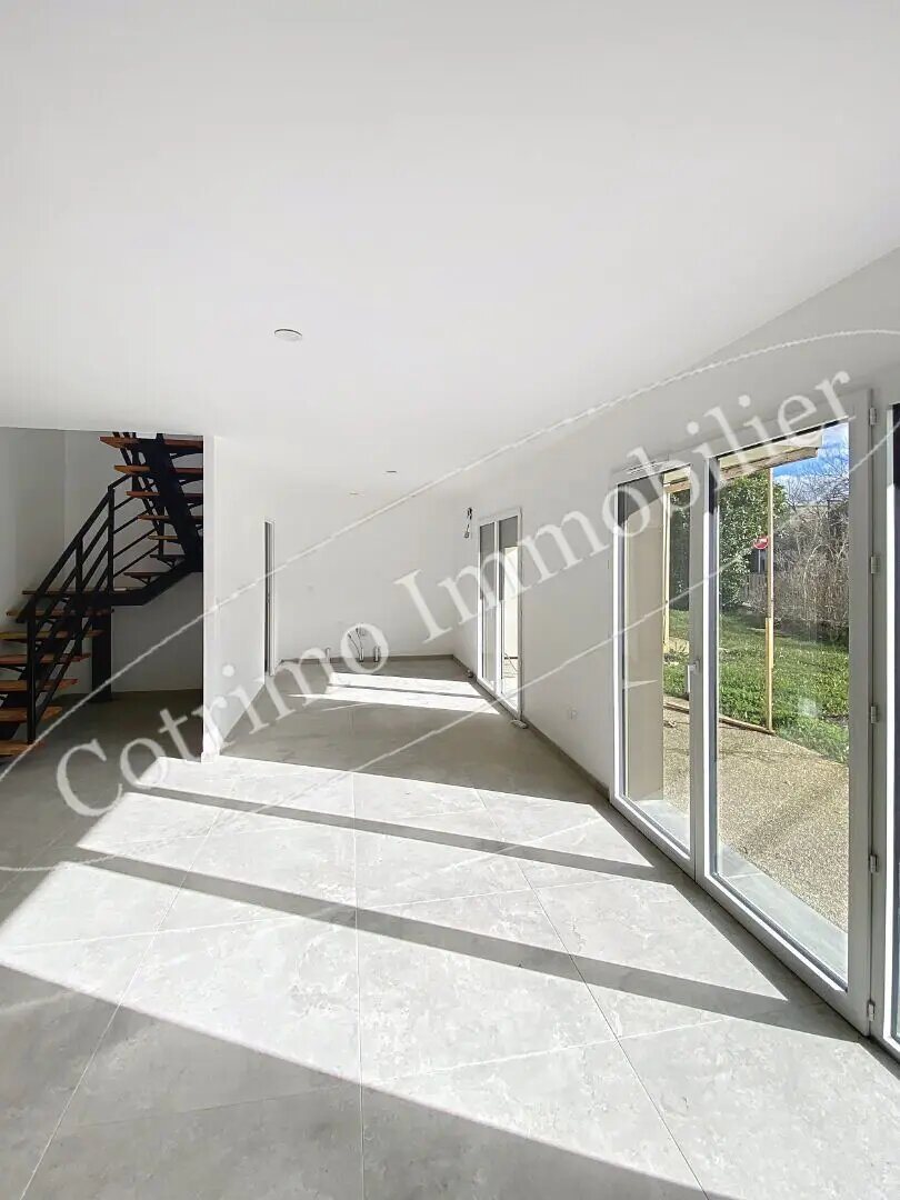 Maison à vendre, 120m², Vaulx-en-Velin