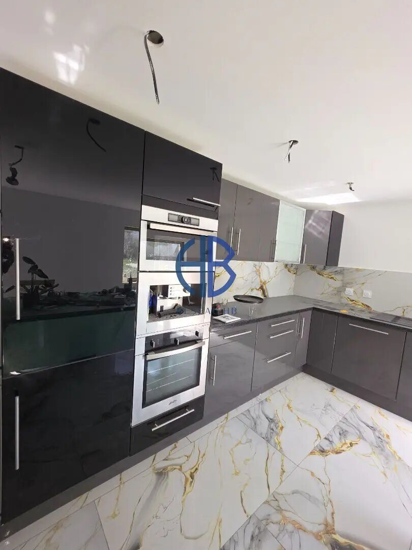 Maison à vendre, 350m², Aoste