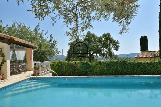 Maison 7 pièces 200 m² · à La Farlède · 200 m² · 795 000 €