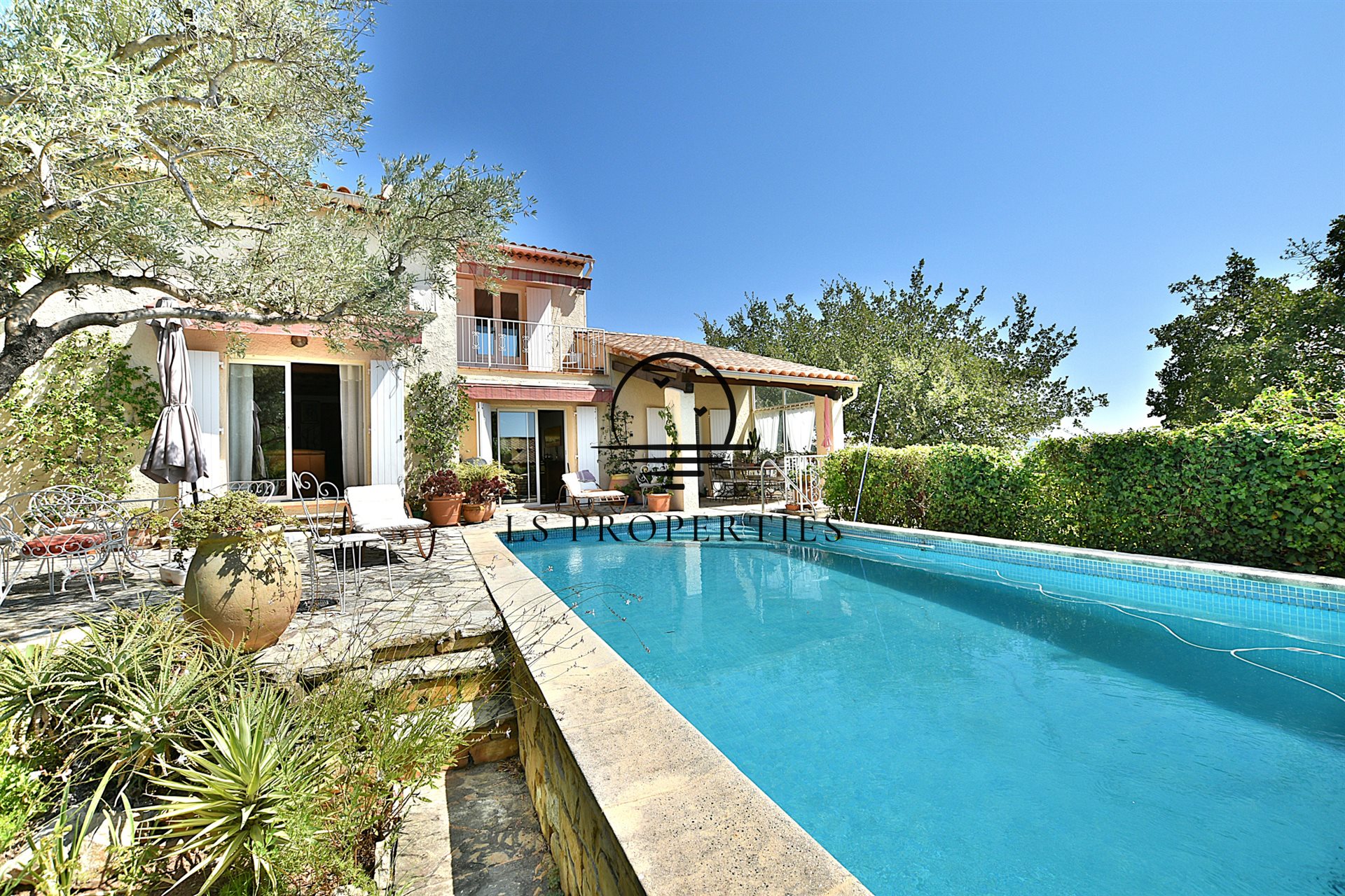 Maison à vendre, 200m², La Farlède