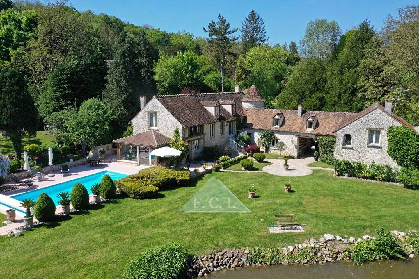 Maison à vendre, 240m², Septeuil