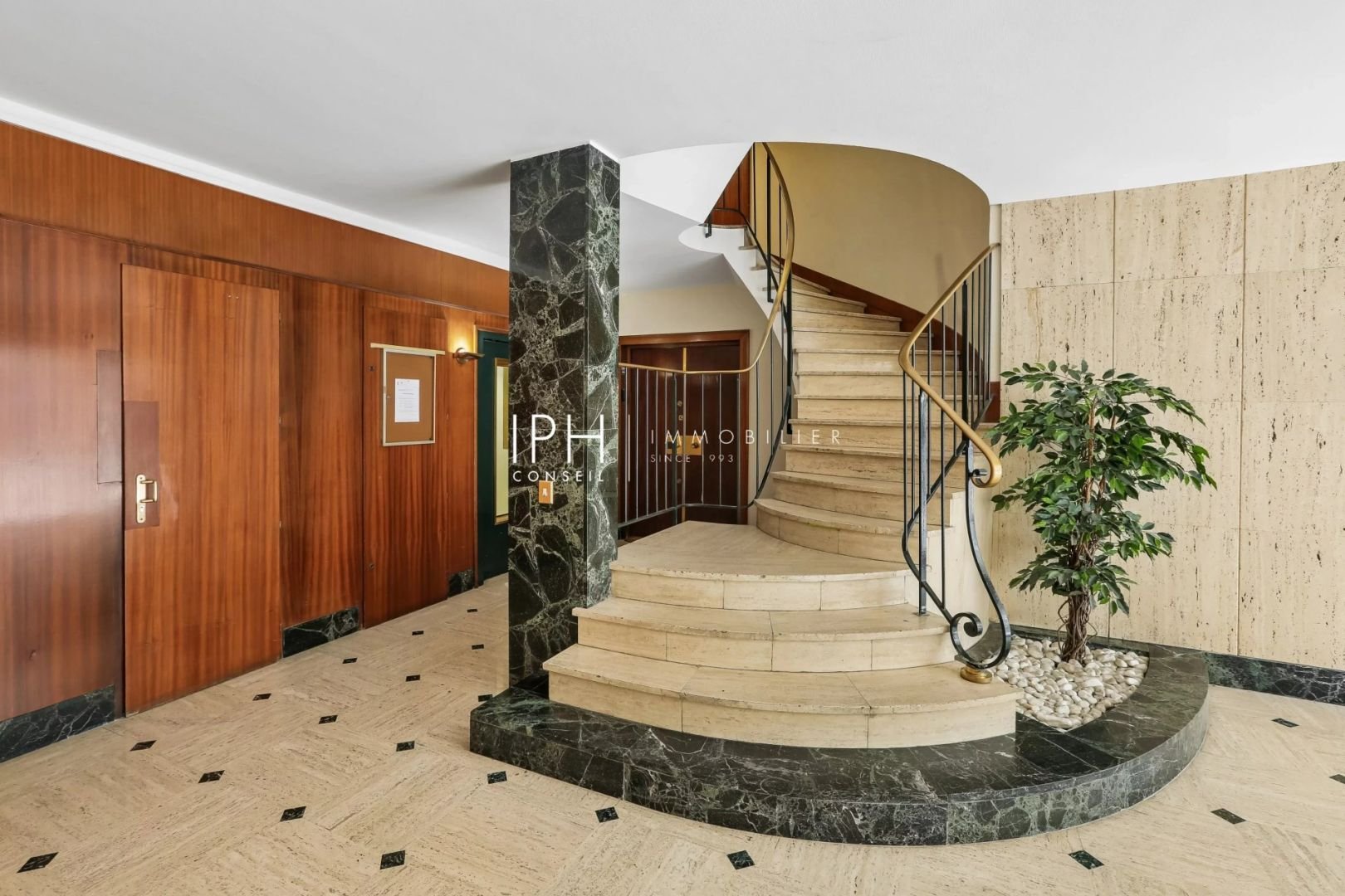 Appartement à louer, 2m², Neuilly-sur-Seine