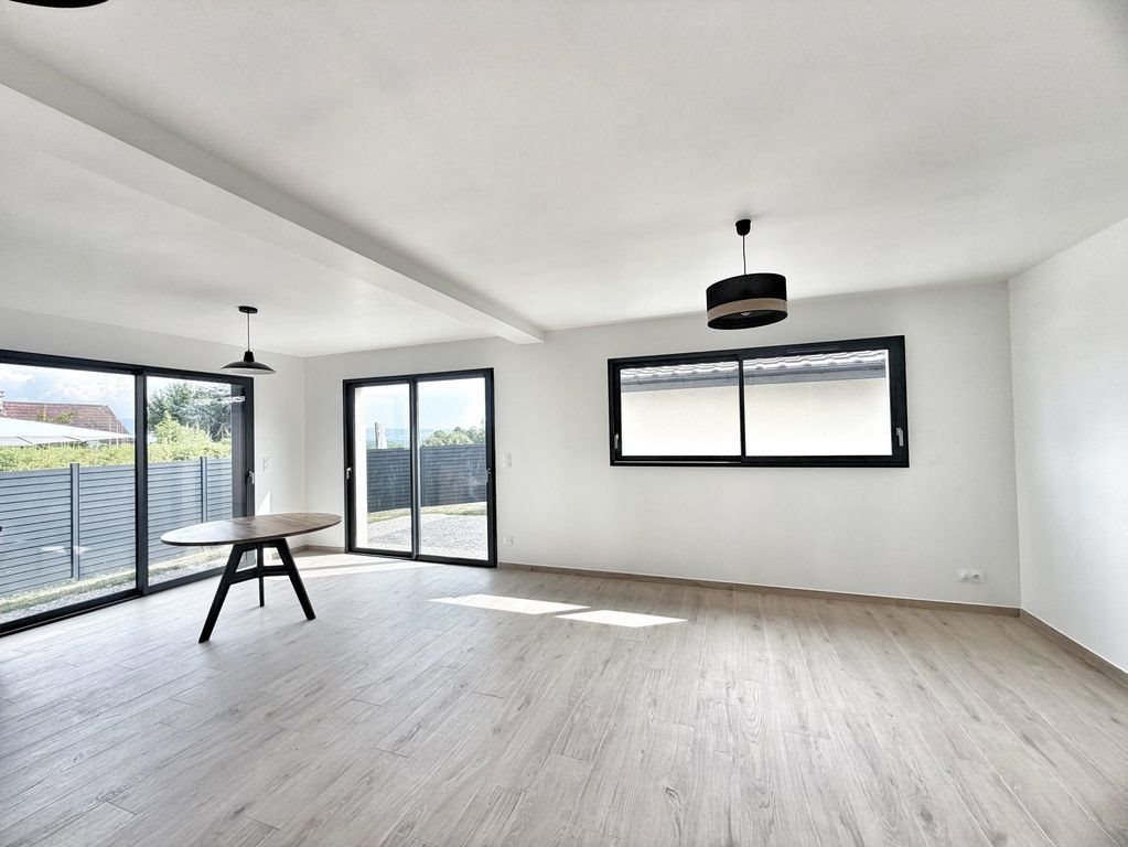 Maison à louer, 108m², Thoiry