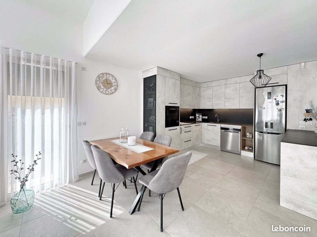 Maison à vendre, 127m², Ferney-Voltaire