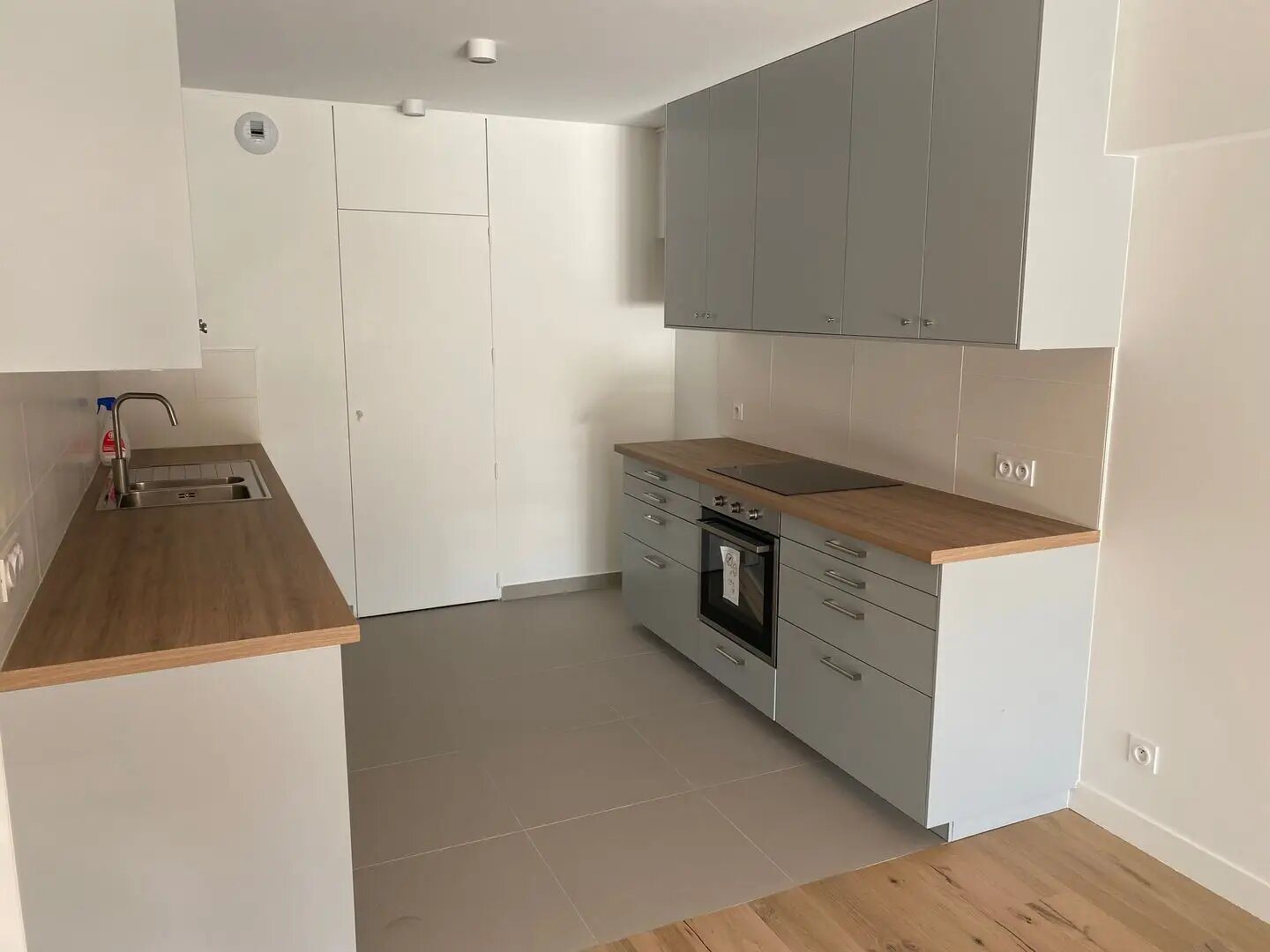 Appartement à louer, 126m², Suresnes
