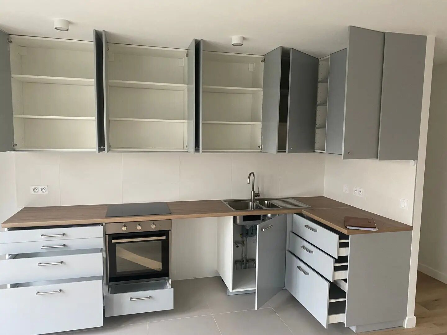 Appartement à louer, 70m², Suresnes