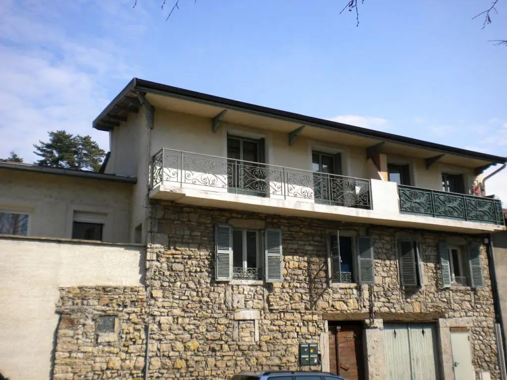 Appartement à louer, 85m², Lagnieu