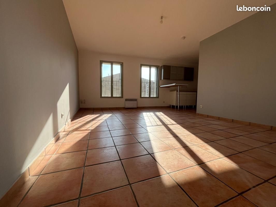 Appartement à louer, 47m², Baixas